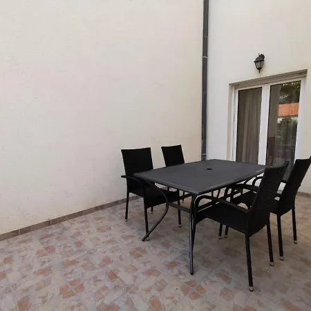Apartmán Peco Duće