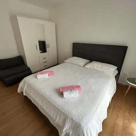 Apartment Peco